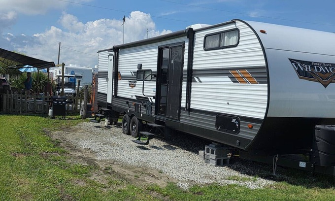 Rogers Bay House | Catchin' Rays Camper NTB