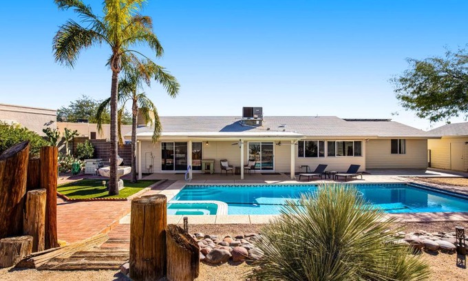 Harrison East South House | Cathay Place