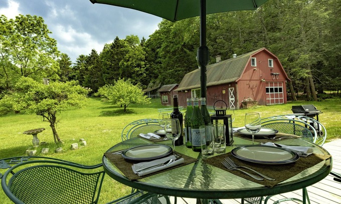 Barryville House | Catskill Gem! Four bedroom on 20 quiet acres