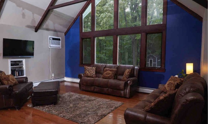 Stamford House | Catskill Hidden Getaway with amazing great room, views, and room for everyone!