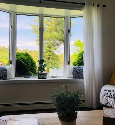Rock Hill Villa | Catskills Cottage with Lake View Book Now
