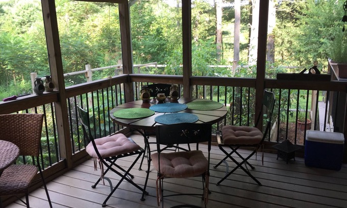 Hannacroix House | Catskills Region Private Preserve Getaway In The Holler
