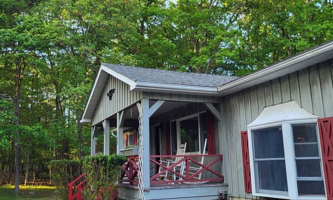 Barryville House | Catskills Woodland Escape: River, Festivals & More