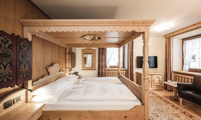 Kastelruth Bed & Breakfast | Cavallino d'Oro
