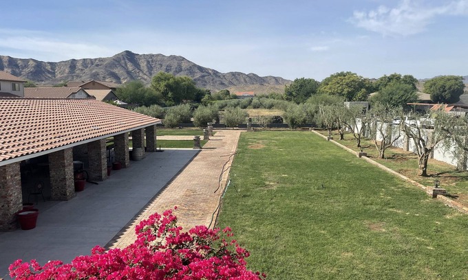 Laveen Village Villa | CAVALLO VINEYARD AND OLIVES ESTATE VILLA-FARM-RUSTIC-BARN.