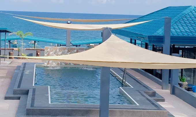 Dingalan Hotel | Cave Beach Resort Boutique Luxury Accomodation