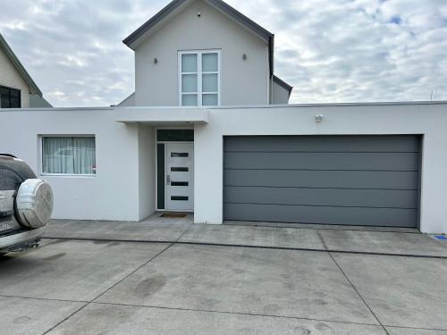 Timaru House | Cbay Executive Accommodation