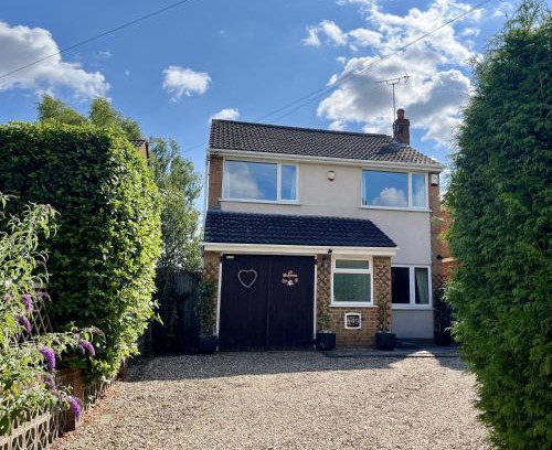 Southwell House | Cedar Place in Southwell