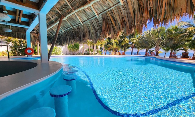 Surfside Hotel | Ceiba Beach Resort