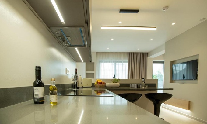 Agios Nikolaos Town Apartment | Celine Luxury Apartments & Suites