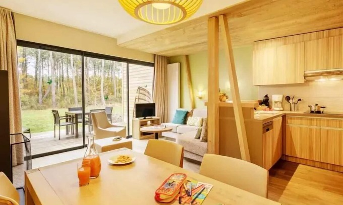 Curcay-sur-Dive House | Center Parcs - Domaine Le Bois aux Daims - 3 Room Cottage 4 People Premium
