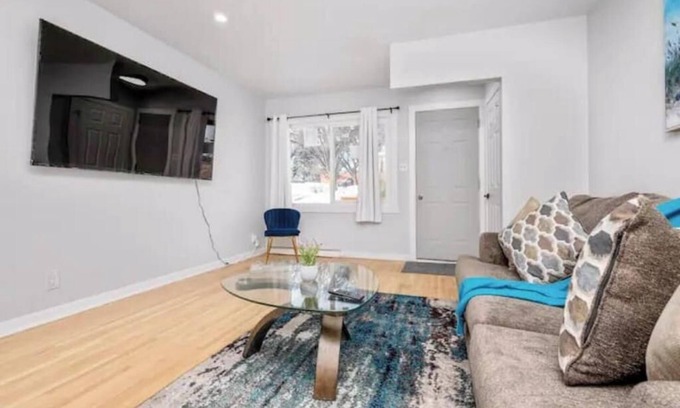 Highland Park House | CenterStreet-Cozy 2bedroomSuite