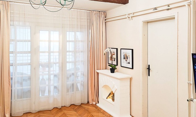 Grbavica Apartment | Central 2-bedroom apartment + free private parking