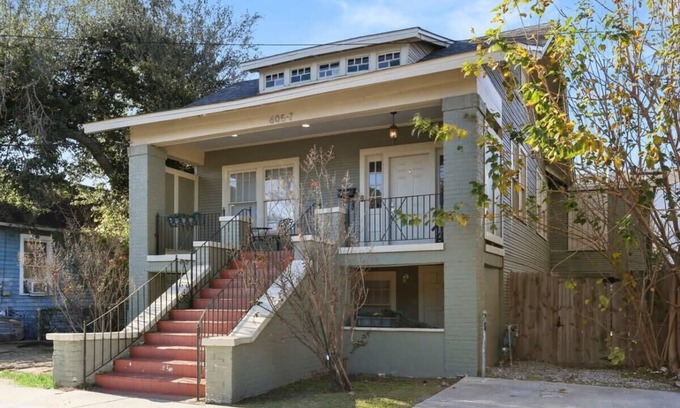 Mid-City Apartment | Central 4bd home with Lovely Front Porch&Parking!
