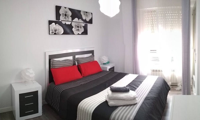 Logrono City Centre Apartment | CENTRAL AND COMPLETELY REFORMED APARTMENT. Wifi.
