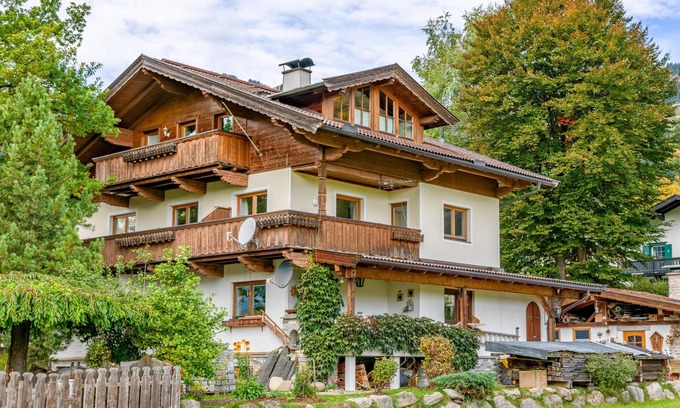 Brixen im Thale Apartment | Central apartment near the ski lift