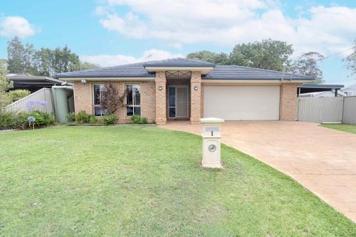 Buff Point House | Central Coast Guest House