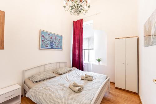 Kosice Old Town Apartment | Central Hlavna Luxe 3 rooms 150m2 with PARKING for fee