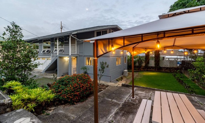 Liliha - Kapalama Condo | Central HNL, Well-Established Neighborhood, Tandem Parking, Pet-Friendly!