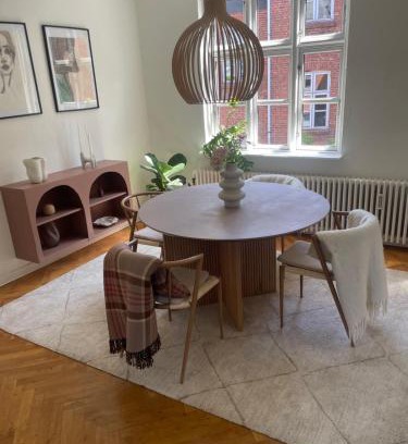 Odense House | Central lejlighed med udsigt til parken