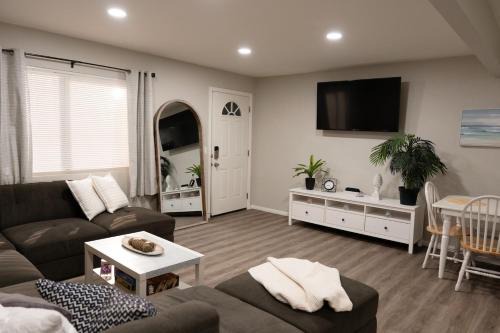 Linda Vista Apartment | Central San Diego 3BR Home Near Beaches