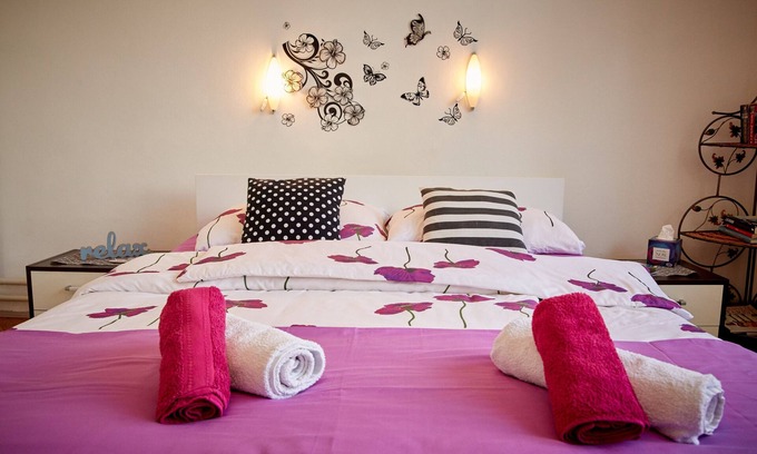 Tuzla House | Central Tuzla Apartment - free parking