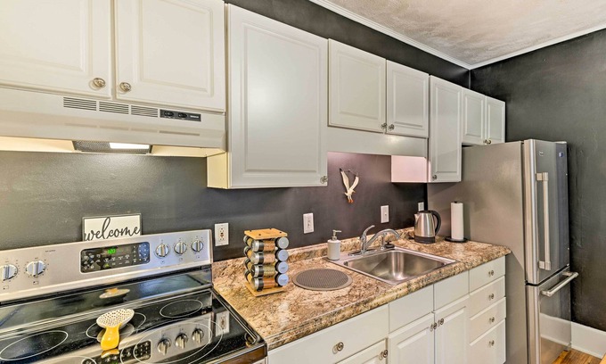 Mohawk Apartment | Centrally Located Apartment Near Herkimer Diamonds