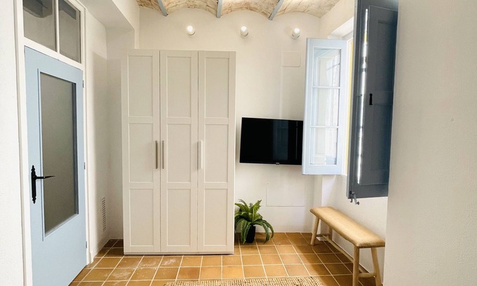 Blanes House | Centrally located house near the sea