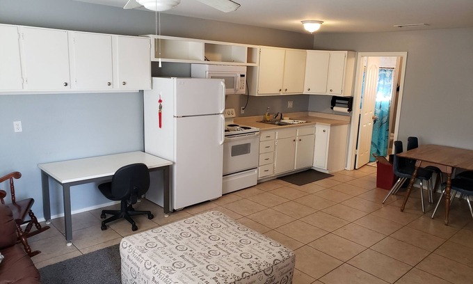 Mesa Apartment | Centrally Located Mesa Studio
