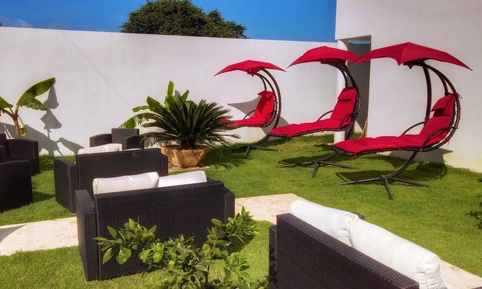 Cabarete Apartment | Centrally-located studio with cable TV, pool, internet, gym, spa, grill&bar