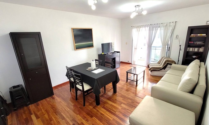 La Plata Apartment | Centrico y muy completo departamento