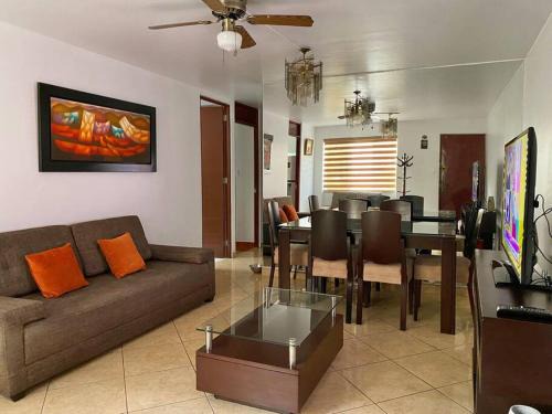 San Miguel Apartment | Cerca a las universidades San Marcos y Católica