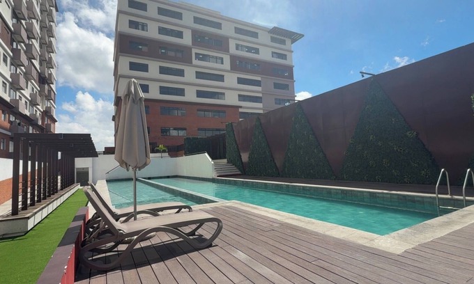 Zona 12 Apartment | Cerca del aeropuerto con impresionantes vistas a los volcanes, cerca de todo!