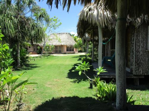 Corozal District Hotel | Cerros Beach Inn