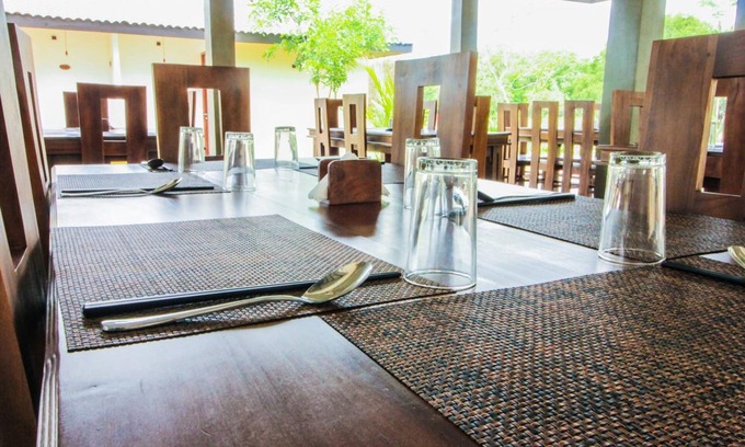 Inamaluwa Hotel | Ceyloni hotel