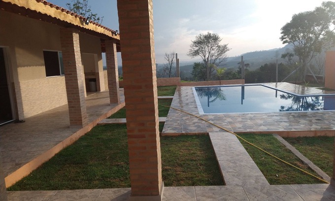 Pinhalzinho House | Chácara Aconchegante com Vista Maravilhosa, Próximo a Bragança Paulista