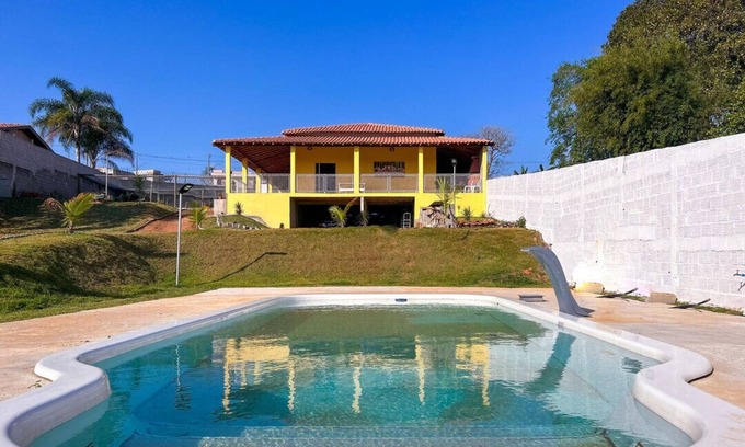 Caixa d'Agua House | Chácara com piscina, churrasq e WiFi em Taubaté/SP