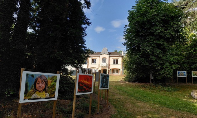 Etel Hostel | Château de la Garenne
