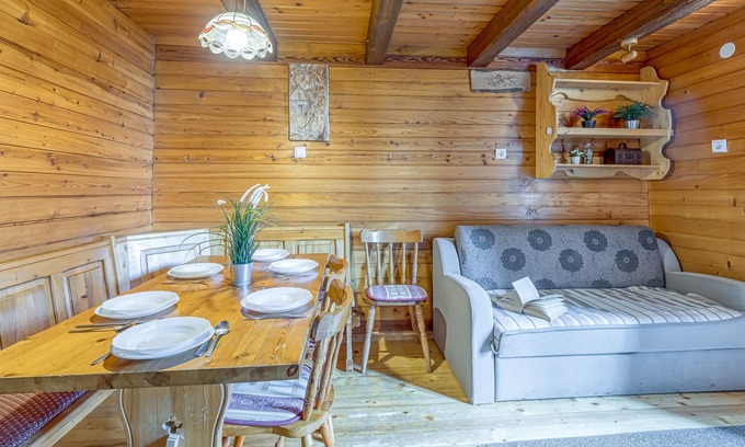 Slovenj Gradec Ski Chalet | Chalet Snowflake IV 20m From Ski Trail, Šmartno pri Slovenj Gradcu, Slovenia