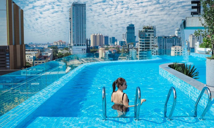 Daun Penh Hotel | Chaiya Palace Hotel
