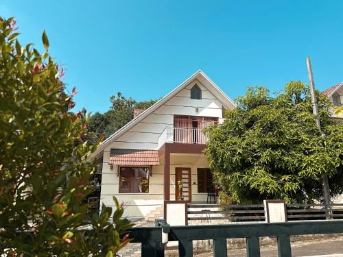 Athirapally Villa | Chakkantharas Pool Villas