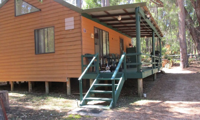 Nannup Cottage | Chalet 2: Horse friendly, great access to bush riding, electric fenced roundyard