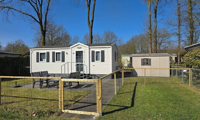 Marienberg Ski Chalet | Chalet 5 Campingplatz de Pallegarste Marienberg Holland bis zu 6 Personen
