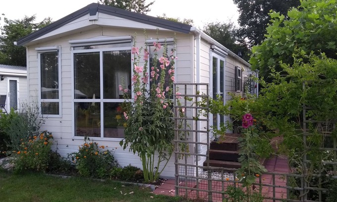 Oudemirdum Ski Chalet | Chalet at the edge of the Gaasterland forest and 6 km from the IJsselmeer