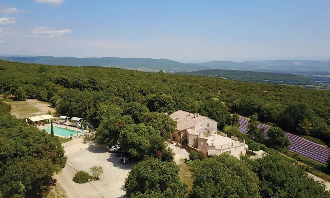 Bourg-Saint-Andeol Ski Chalet | Chalet "Belle vue"