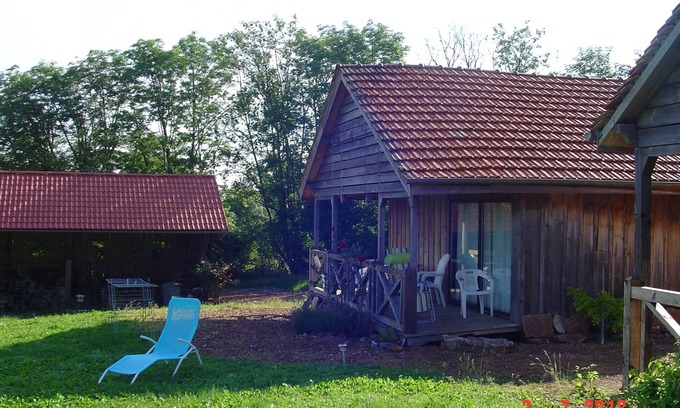 Ternant Ski Chalet | Chalet Bleu in the heart of the Burgundy countryside