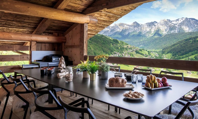 Le Grand-Bornand Ski Chalet | Chalet Happyview - luxury holiday for 15 with pool & sauna - OVO Network