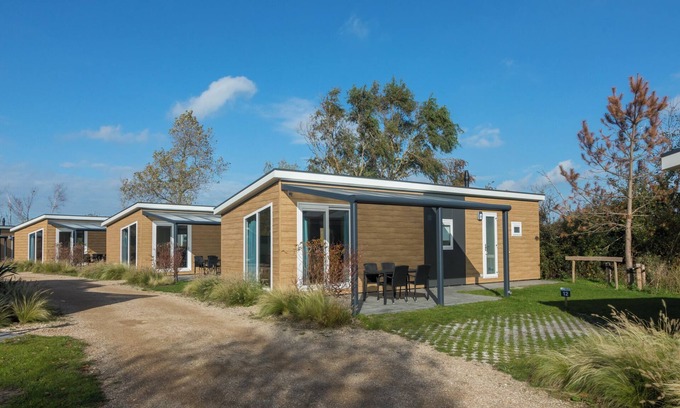Breezand Resort | Chalet - Holidaypark Fort den Haak | Vrouwenpolder