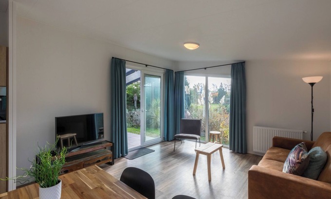 Breezand Apartment | Chalet - Holidaypark Fort den Haak | Vrouwenpolder (Pet allowed)