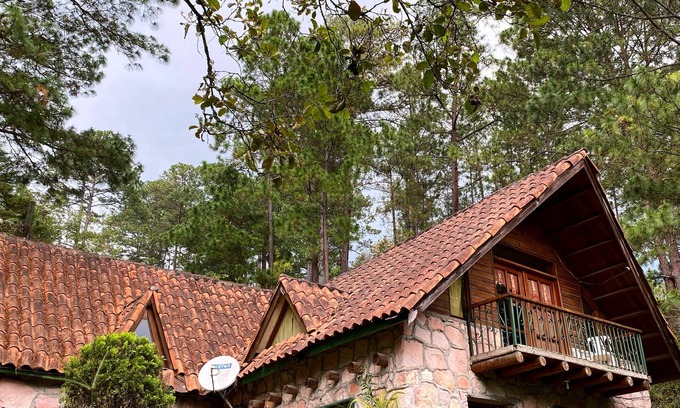 Valle de Angeles Cabin | CHALET HOUSE